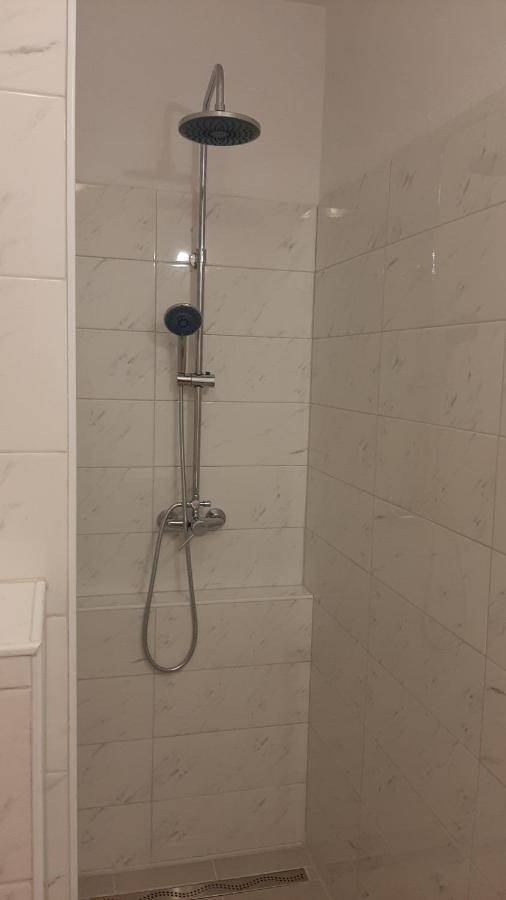 Apartmani Mw, Crveni Apartman バスカ エクステリア 写真